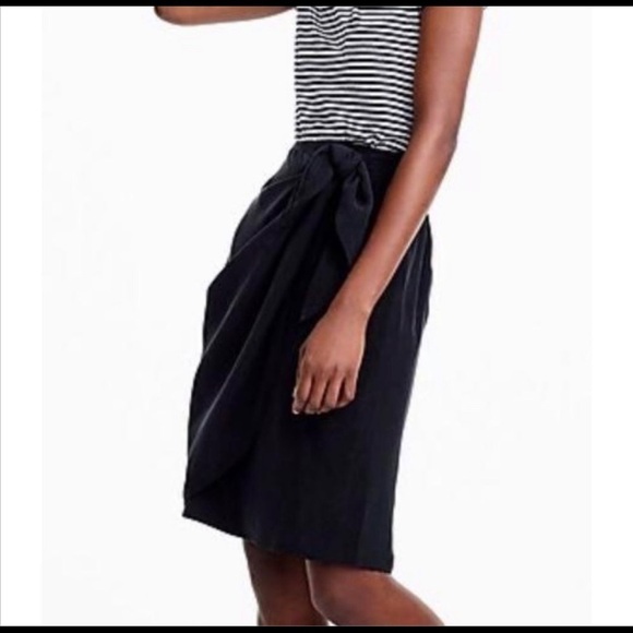 J. Crew Black Japanese Cupro Above the Knee Shimmery Wrap Skirt 12P Polished - Picture 1 of 8